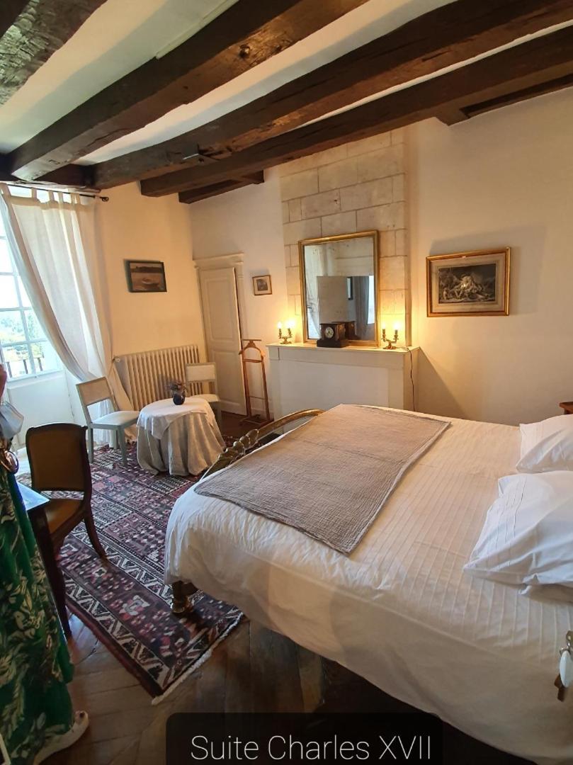 Le Presbytere De La Cite Royale De Loches Phòng bức ảnh