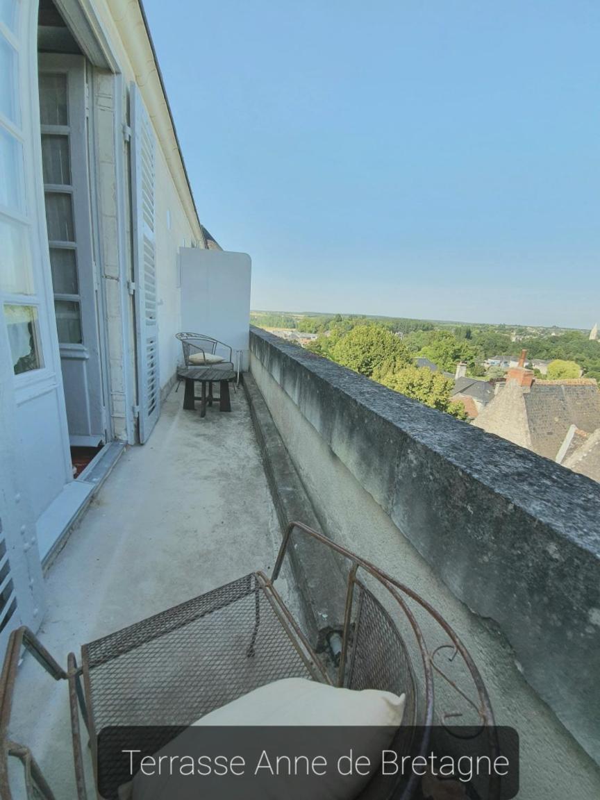 Le Presbytere De La Cite Royale De Loches Phòng bức ảnh